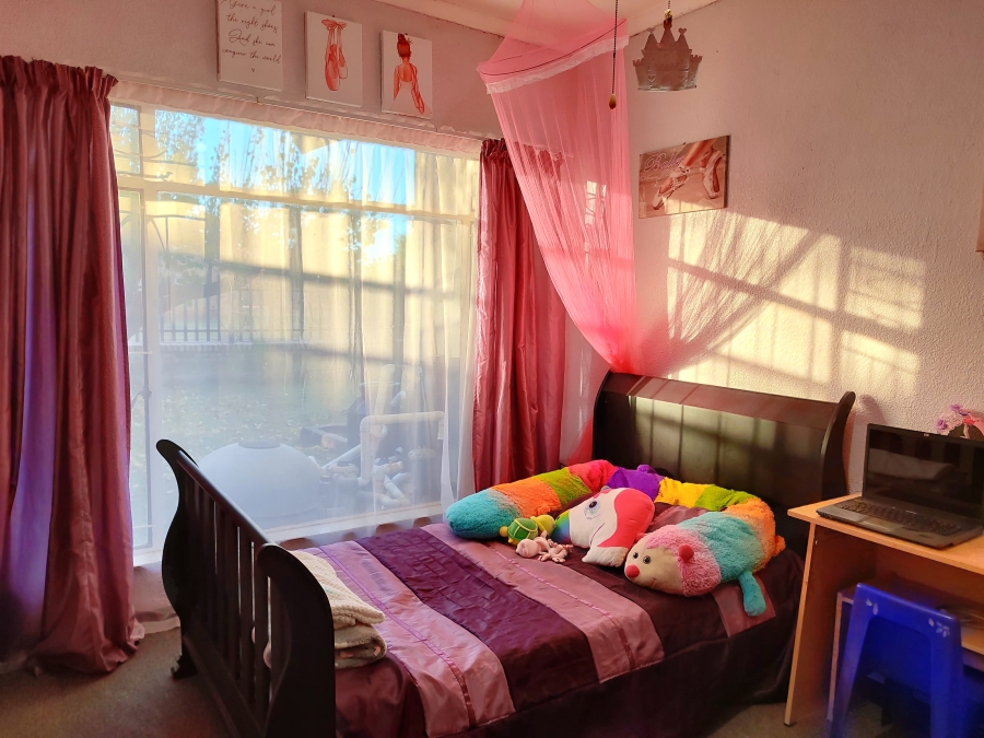 4 Bedroom Property for Sale in Stilfontein Ext 4 North West